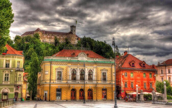 Ljubljana Small Group Food Walking Tour - Exploring Ljubljanas Culinary Charm: A Deep Dive into the Small Group Food Walking Tour
