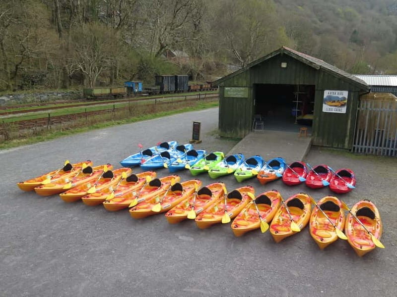Llanberis: Llyn Padarn Kayak Rental with Equipment - The Experience in Detail