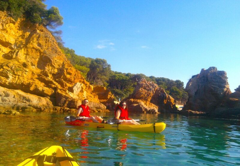 Lloret de Mar: 3-Hour Kayak and Snorkel Tour on Costa Brava - Snorkeling: A Peek into the Underwater World