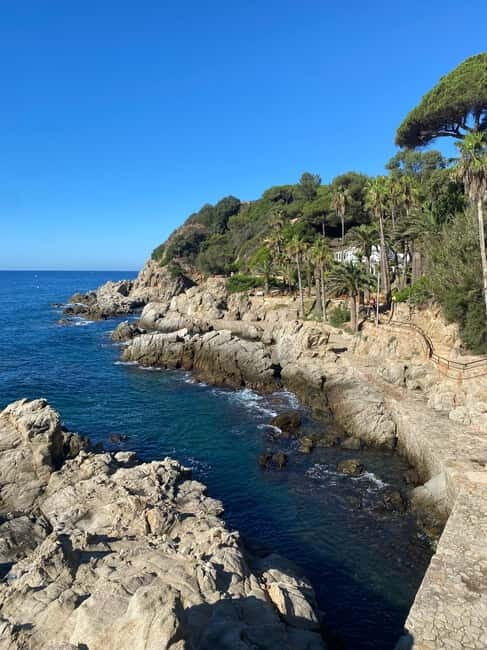 Lloret de Mar: Guided Sightseeing Tour in a 4x4 Vehicle - A Comprehensive Look at the Tour Experience