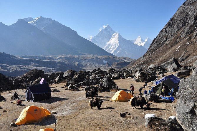 Lobuche Peak Climbing on 21 Days - A Complete Breakdown of the Experience