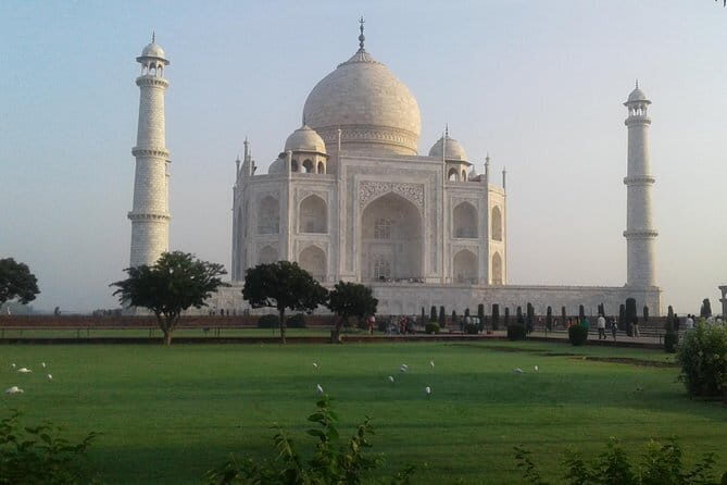 LOCAL Agra :Taj Mahal Sunrise and Sunset Private Tour by Car - The Sum Up