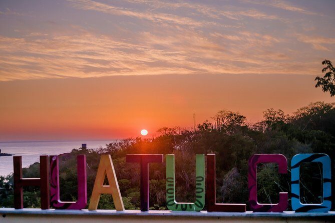 Local Experience Shopping and Sightseeing Tour - Transportation, Group Size, and Overall Value