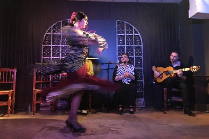Local Flamenco Show with dinner at El Cortijo - Practical Details and Tips