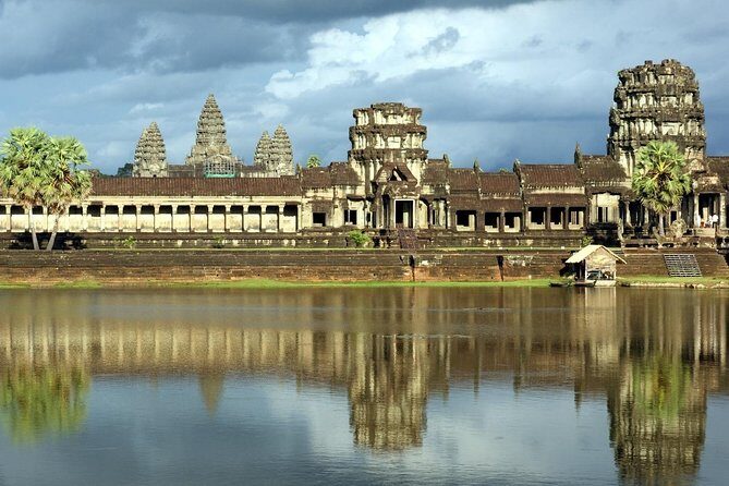 Local French Speaking Guide Angkor Wat Small-Group Tour - Why Choose This Tour?