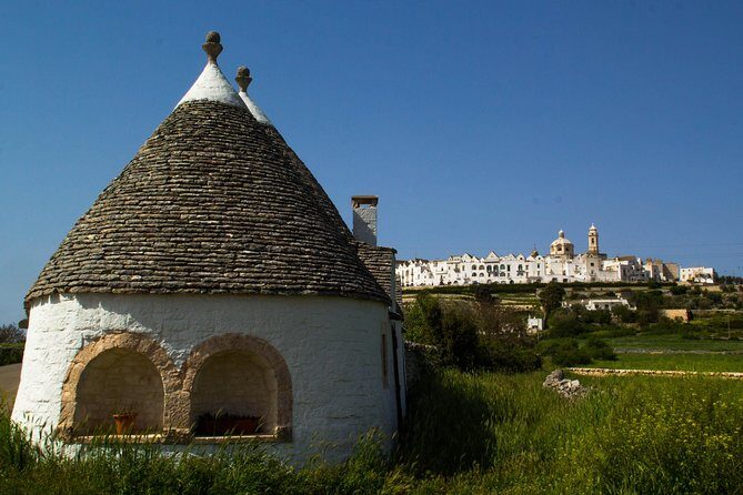 Locorotondo 2-hour private tour: a place to fall in love with - Key Points