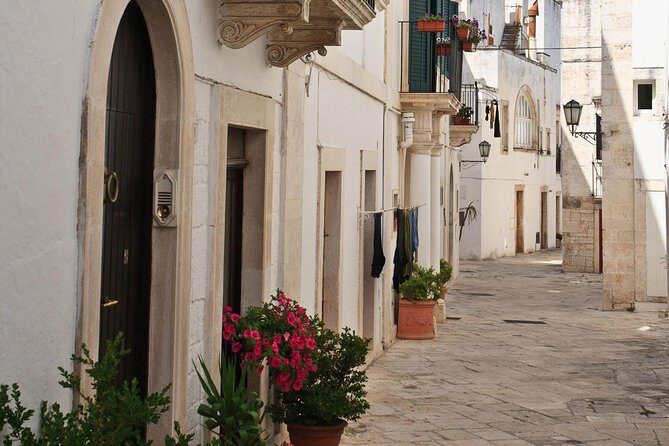 Locorotondo 2-hour private tour: a place to fall in love with - Frequently Asked Questions