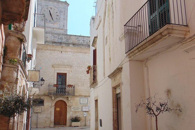 Locorotondo private tour: a charming town in the Itria Valley - FAQ