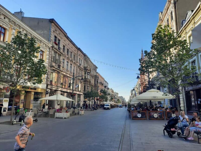 Lodz: Standard Walking Tour  2 Hours of Urban Stories - Exploring Lodz’s Industrial Roots and Modern Art Scene