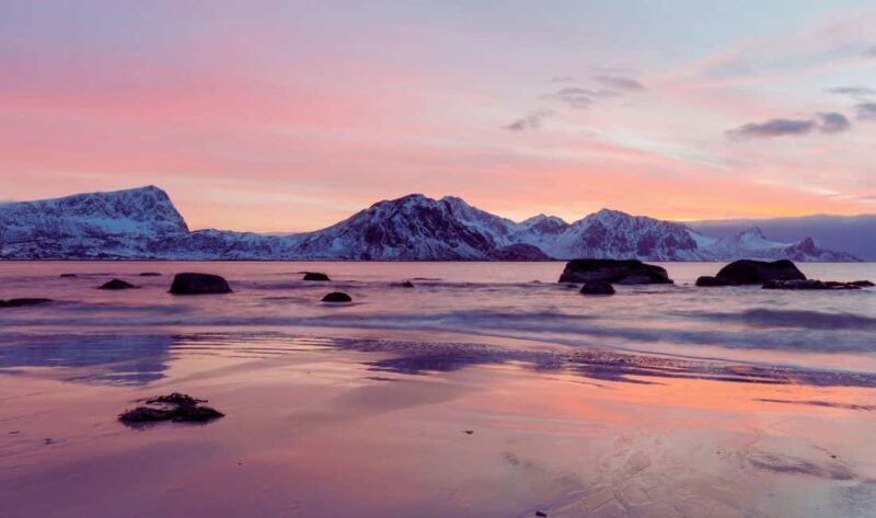 Lofoten: Full-Day Tour with a Local Chinese-Speaking Guide - The Sum Up