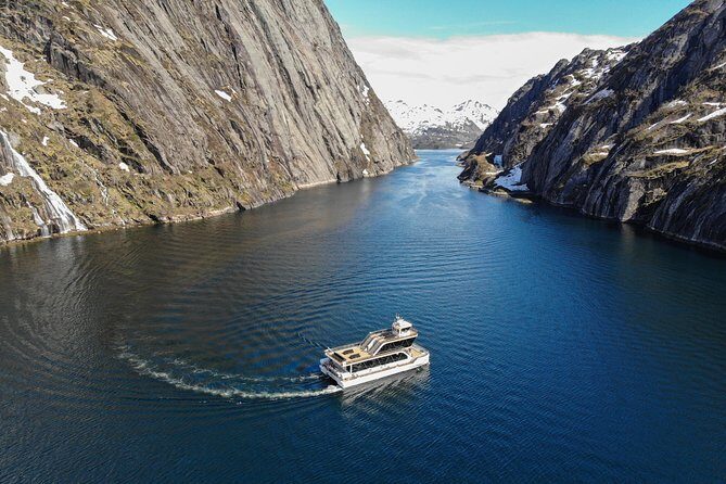 Lofoten Island: Silent Trollfjord Cruise from Svolvær - FAQs