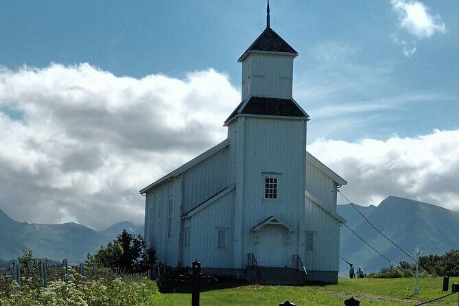 Lofoten VIP PRIVATE Tour from Leknes city / port - Who is this tour best suited for?