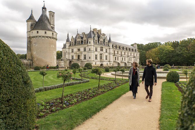 Loire Valley Castles Day Trip with Audio Guided Option from Paris - An Authentic Look at the Loire Valley Castles Day Trip from Paris