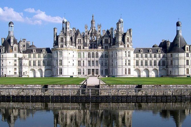 Loire Valley Castles Guided Day Trip from Paris in minivan - Loire Valley Castles Guided Day Trip from Paris in Minivan: A Complete Review