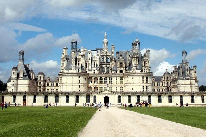 Loire Valley Castles VIP Private Tour: Chambord, Chenonceaux, Amboise - The Real Deal: A Deep Dive into the Loire Valley VIP Private Tour