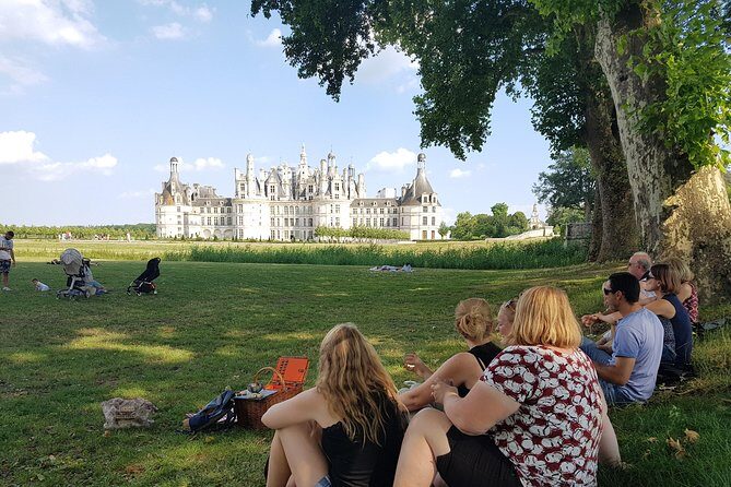 Loire Valley Tour Chambord and Chenonceau from Tours or Amboise - Who Will Love This Tour?