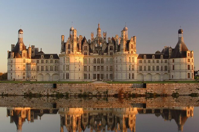 Loire Valley Wines and Castle Small Group Day Trip from Paris - What to Expect at Each Stop