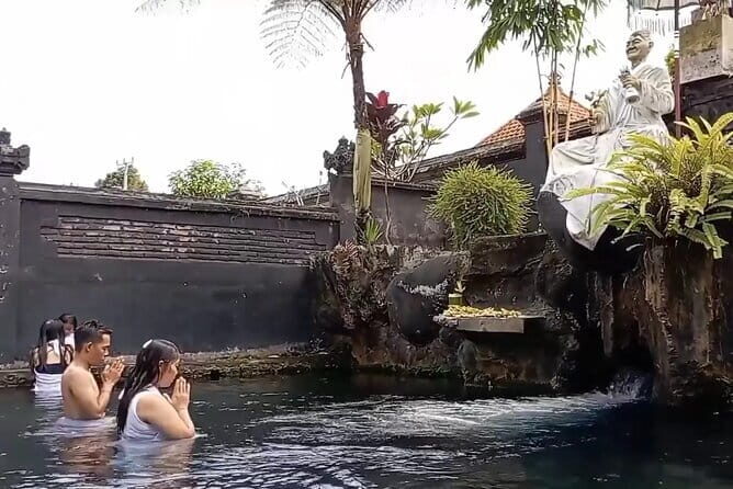 Lombok Day Trip Holly Water Temple and Benang Kelambu Waterfall - Key Points