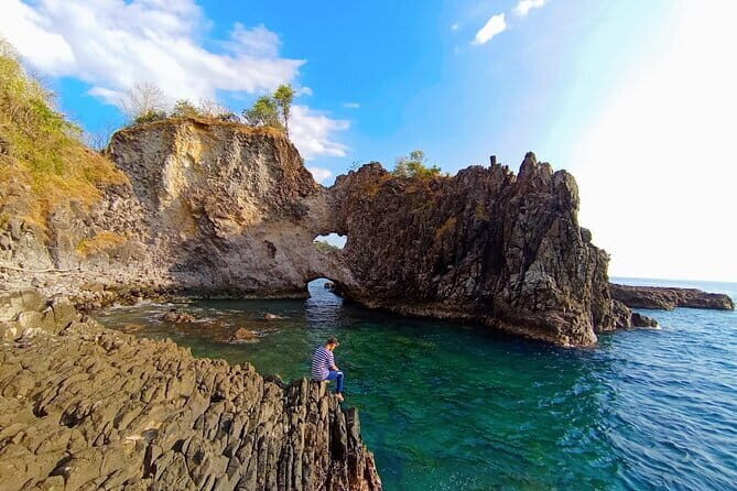 Lombok: Senaru Village, Sendang Gile, and Tiu Kelep Waterfalls - Key Points