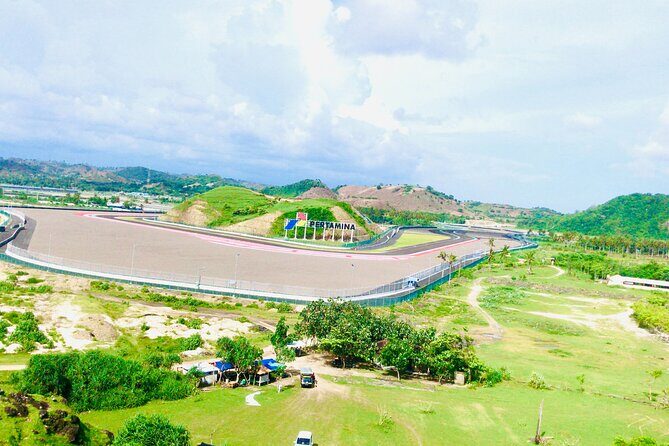 Lombok South Beach and Traditional Village Tour - Introduction: A Well-Rounded Snapshot of Lombok