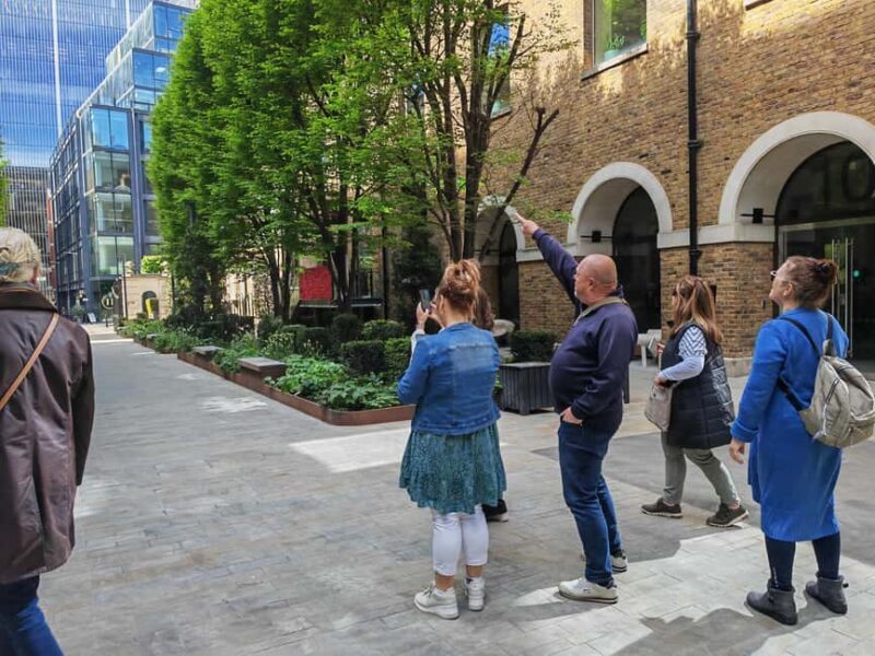 London: 1 to 1 City of London Walking Tour with Ex-Detective - Analyzing the Price & Value