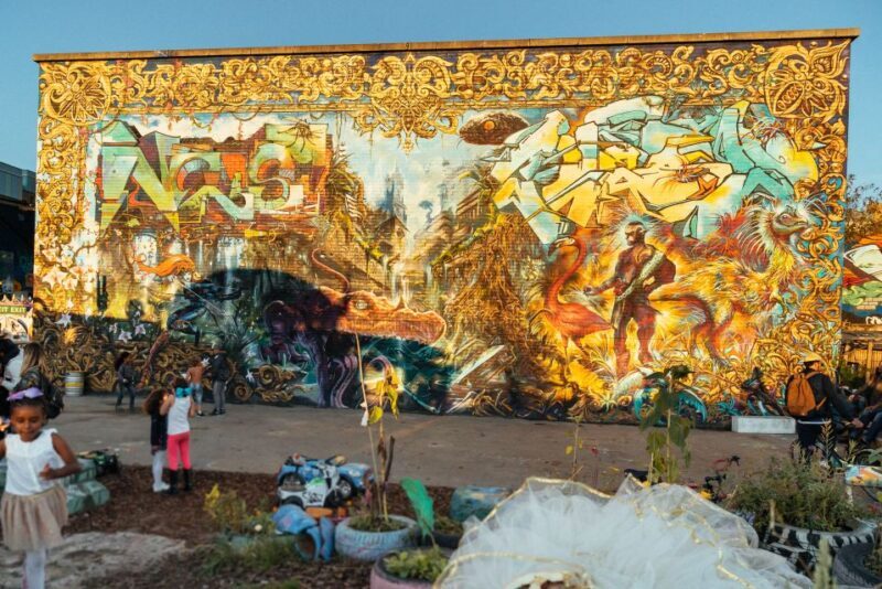 London: 2.5-Hour Off the Beaten Track Private City Tour - Key Points