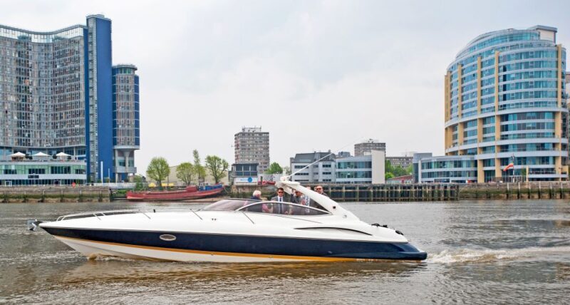 London: 2 hour private luxury Thames boat cruise / hire - FAQ