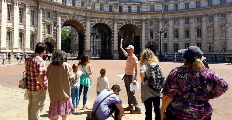 London: 30 Top City Sights Guided Group Walking Tour - Key Points