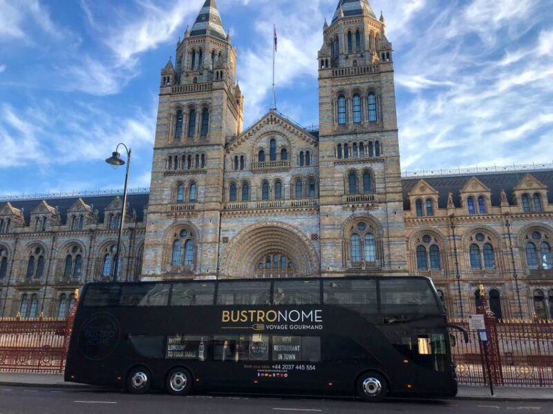 London: 4 Course Lunch Tour by Luxury Coach - Views, Landmarks, and Passing Sights
