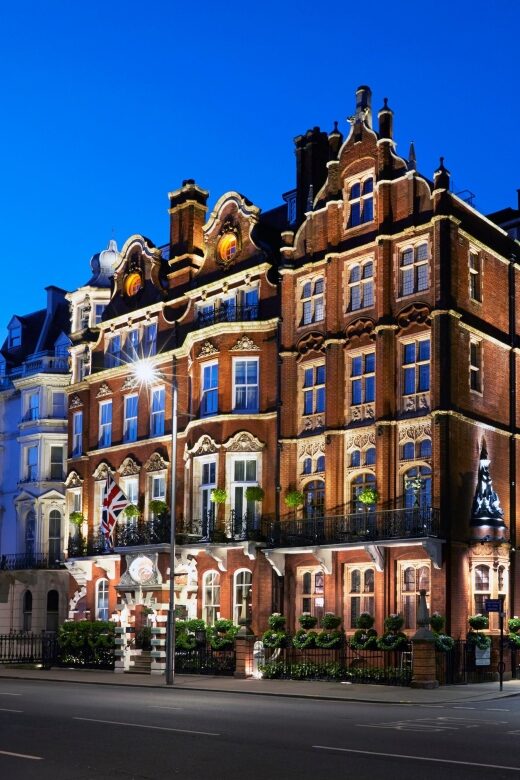 London: Afternoon Tea at The Milestone with Champagne Option - The Experience and Service