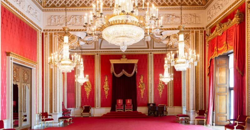 London: Buckingham Palace State Rooms & Royal Walking Tour - Exploring London’s Royal Heritage: Buckingham Palace & Beyond