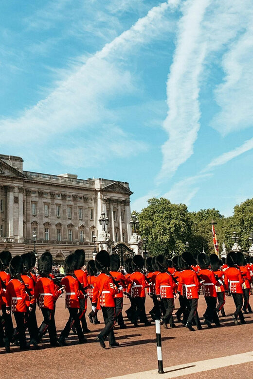 London: Changing of the Guard Experience Private Tour Guide - Who Should Book This Tour?