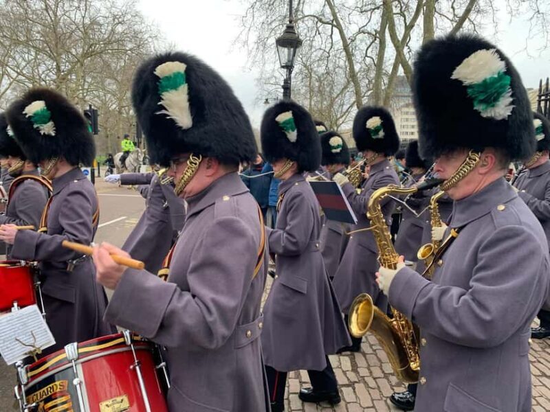 London: Changing of the Guard Experience with a Historian - Frequently Asked Questions