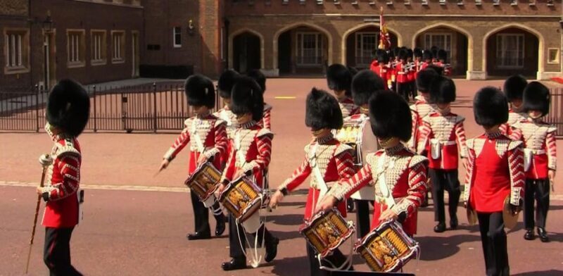 London: Changing of the Guard Guided Tour Experience - FAQ