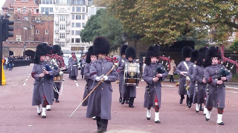 London: Changing of the Guard Walking Tour - FAQs