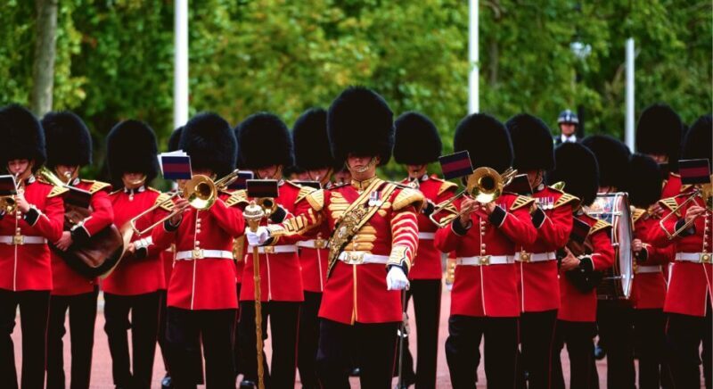 London: Changing of the Guard Walking Tour - FAQs