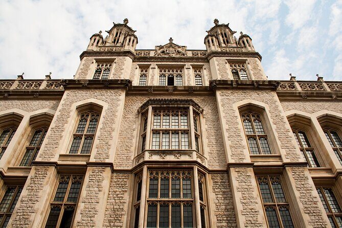 London Charles Dickens Puzzle Questo and Self-Guided Tour - The Sum Up