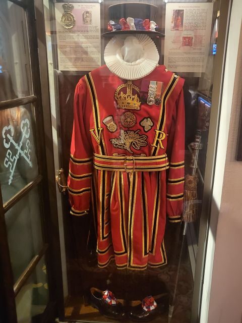 London: chauffeur driven tour - The Sum Up