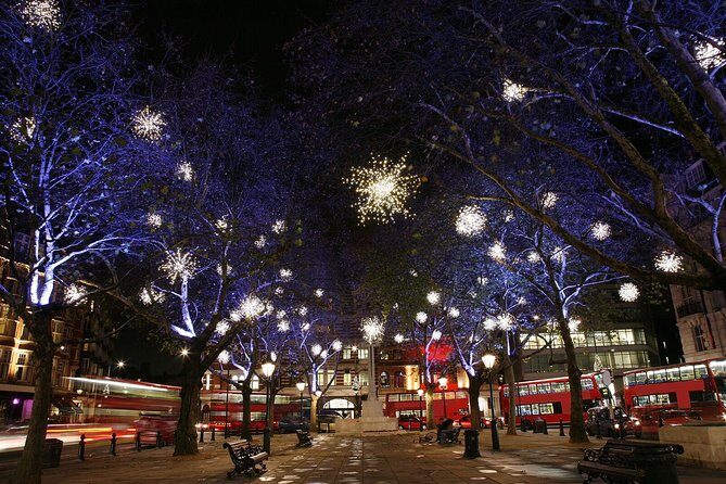 London Christmas Lights Tour by Vintage Double-Decker Bus - Is This Tour Worth It?