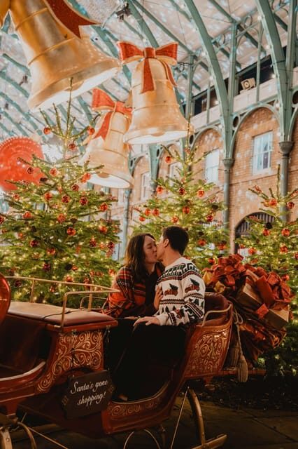 London: Christmas Photography and Video Photoshoot - The Experience in Depth