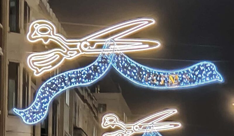 London Christmas Sparkle Walking Tour Small Group - Authentic Experiences and Real-World Insights