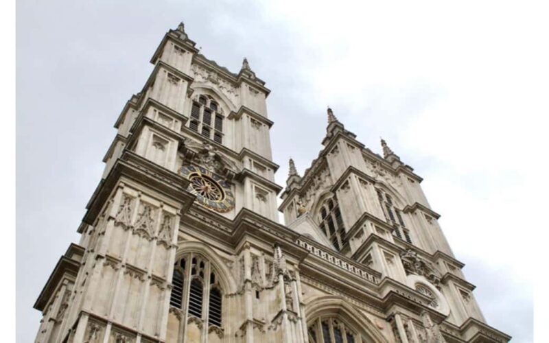 London: City Highlights Full-day Private Guided Tour - What Makes This Tour Stand Out