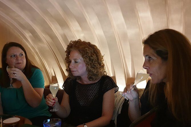 London Cocktail Tour - Soho - An In-Depth Look at the Soho Cocktail Tour