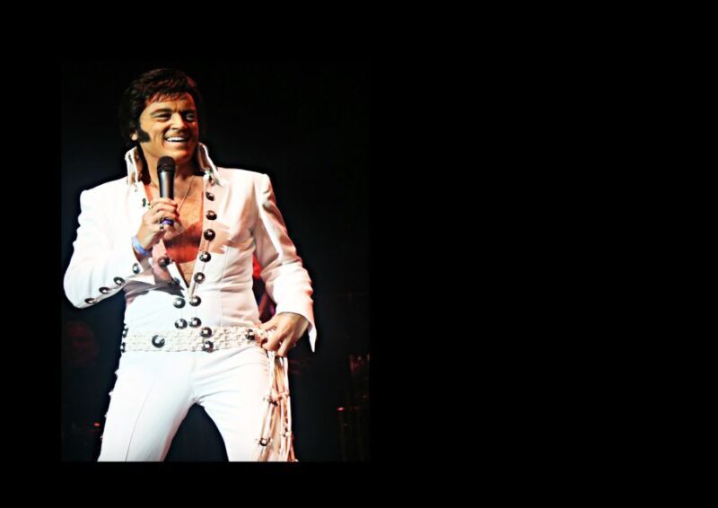 London: Dinner Cruise with Elvis Tribute on the Thames River - An In-Depth Look at the Experience