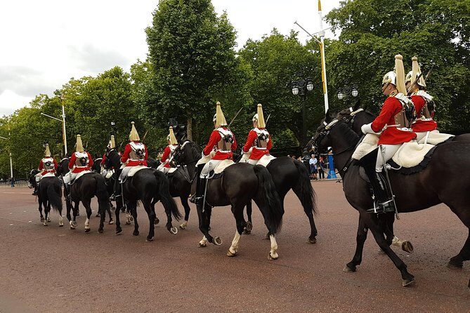 London Dungeon Entry & Westminster Walking 3 Hour Tour - Authentic Insights from Reviews