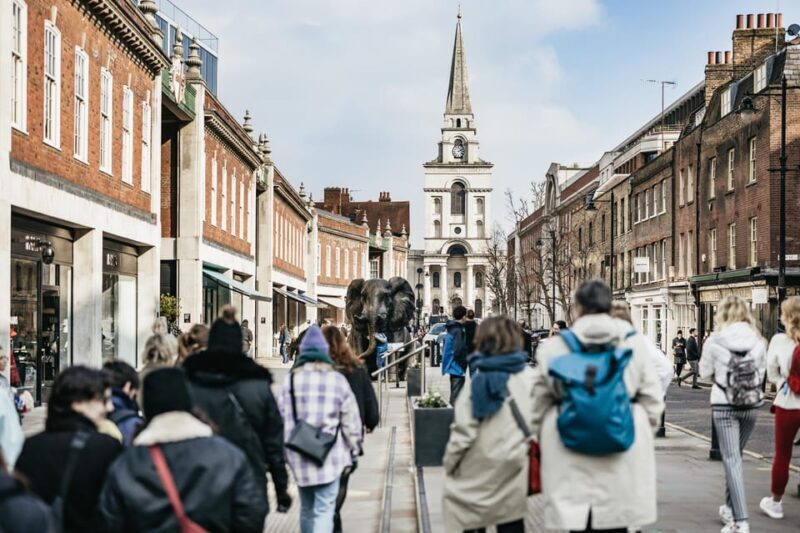London: East End Street Art Tour and Spray Painting Workshop - Discovering Londons East End: Street Art Tour and Spray Painting Workshop