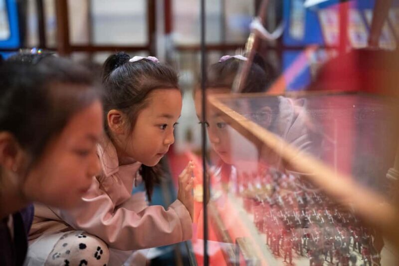 London: Entry Ticket to The Guards Museum - An In-Depth Look at The Guards Museum Experience