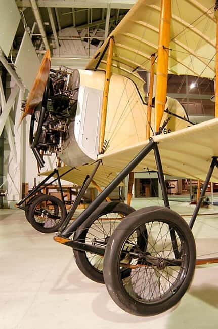 London: First World War Flying Machines Tour - FAQs