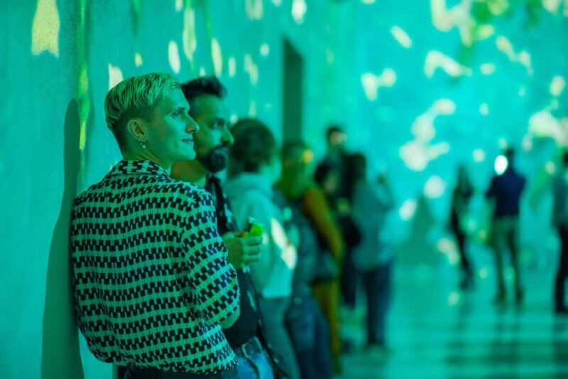 London: FRAMELESS Lates Immersive Art Experience - Who Should Consider This Experience