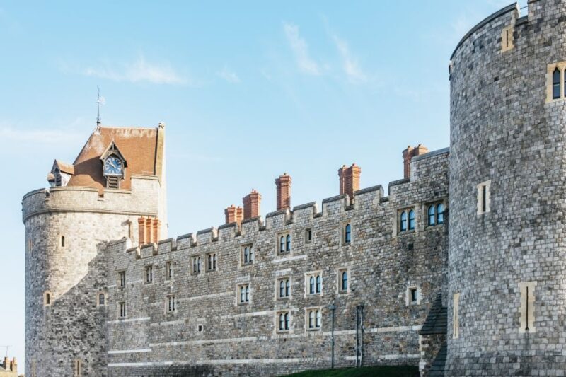 London: Full-Day Windsor, Stonehenge, and Oxford Tour - FAQs